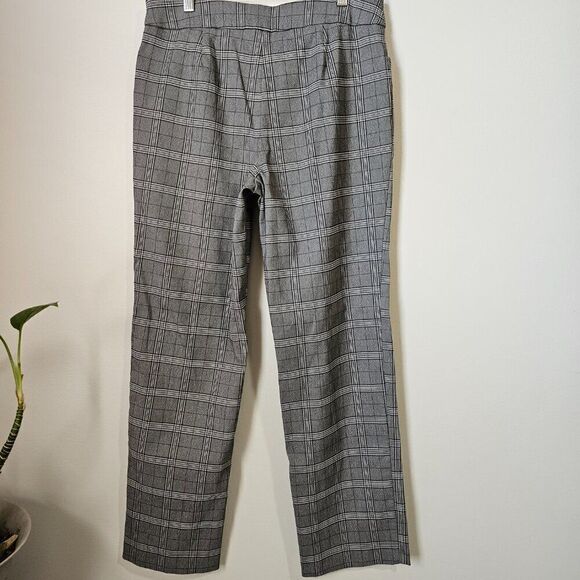 EUC TIME & TRU PLAID GREY BLACK PULL ON PANTS SIZE LARGE /12-14 WOMENS - Picture 2 of 14